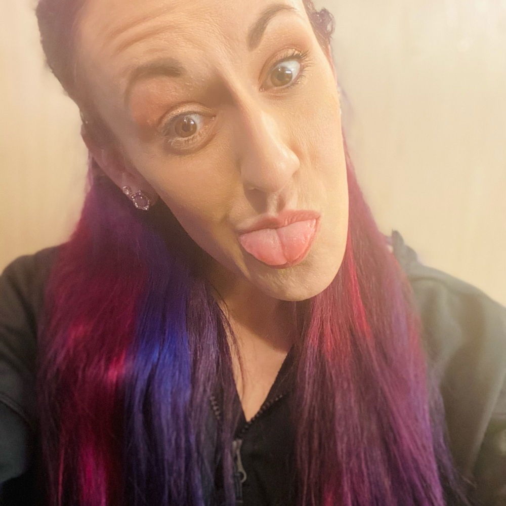 Meet your Posher, Ashley